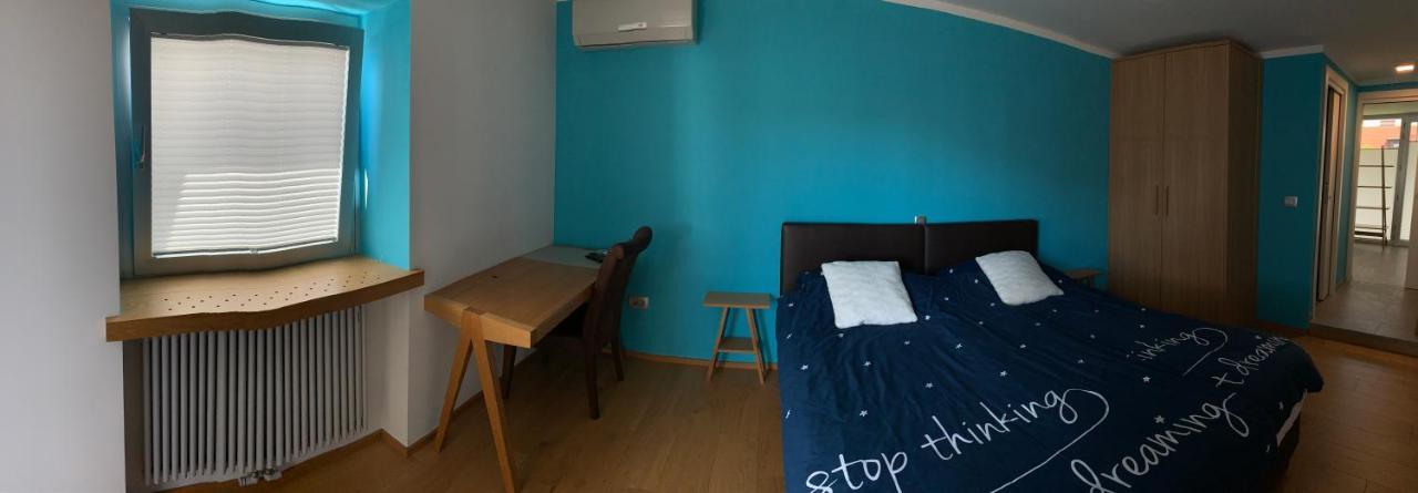 Mr And Mrs Bright 5 Apartment Любляна Екстериор снимка